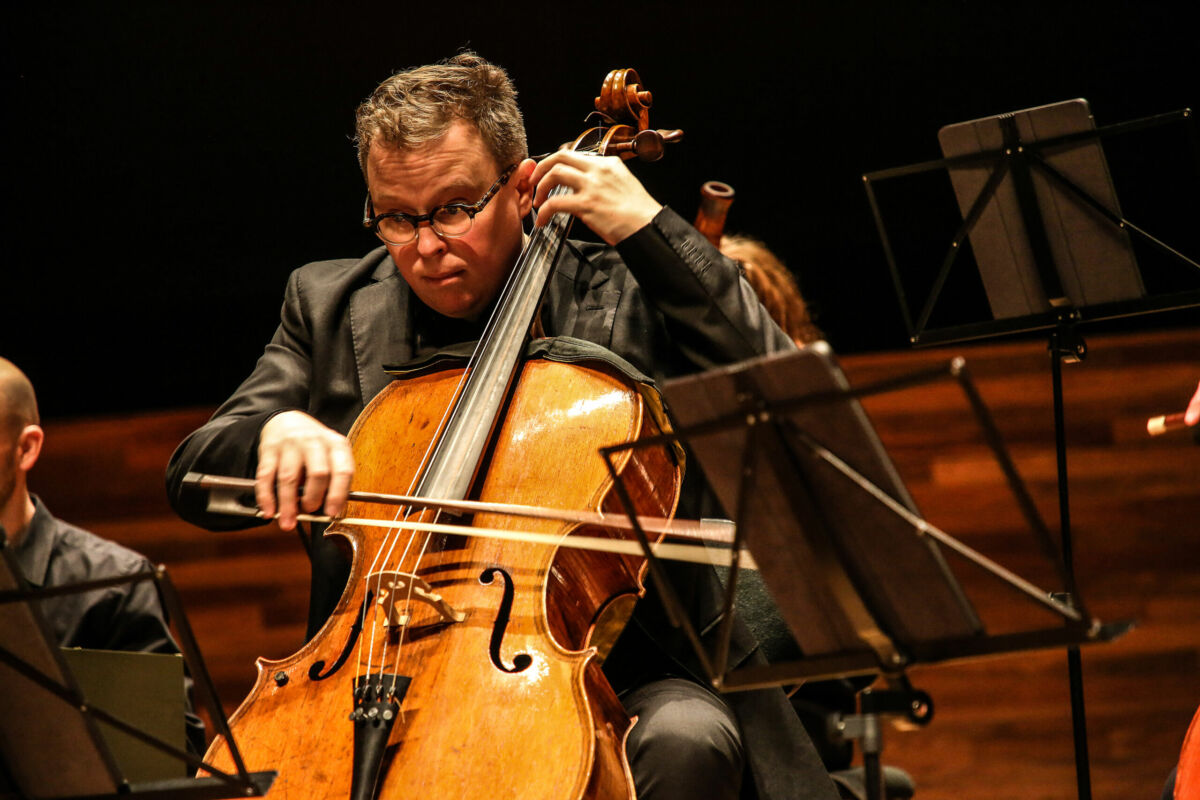 Timo-Veikko Valve performing in the Australian Chamber Orchestra's Bach program, June 2022. Photo © Julian Kingma.